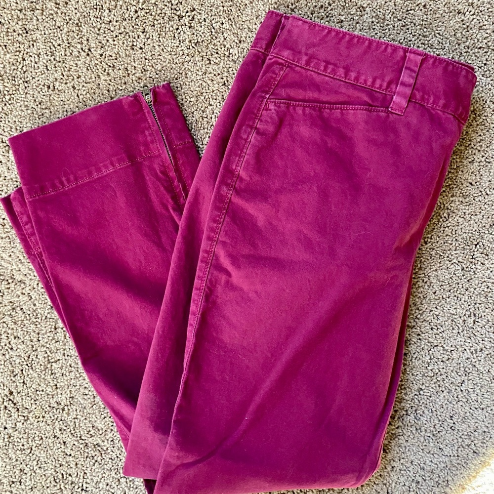 LOFT Skinny Capris